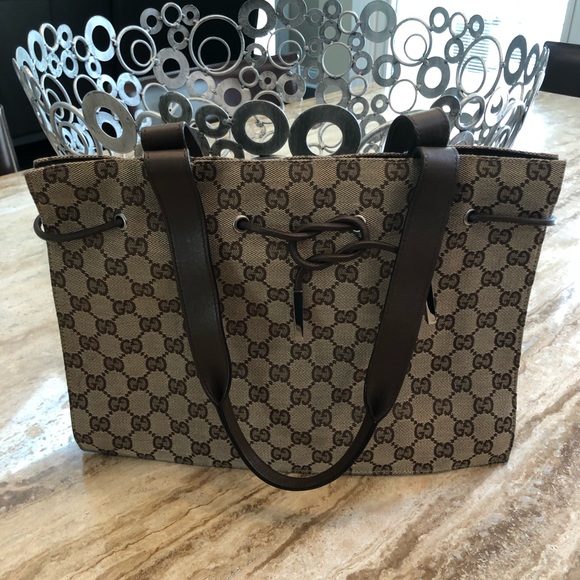 Gucci purse - Picture 1 of 8